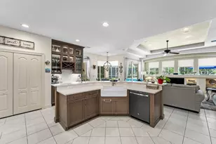 15730 Glen Willow Ln, Wellington, FL 33414 - Photo 11