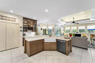 15730 Glen Willow Lane, Wellington, FL 33414 - Photo 13