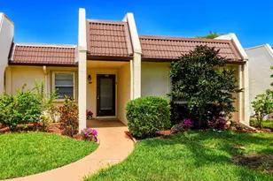 175 Lake Susan Ln, West Palm Beach, FL 33411 - Photo 1