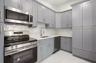 1786 SW 22nd St, Fort Lauderdale, FL 33315 - Photo 9