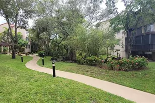 6010 S Falls Cir Dr, Lauderhill, FL 33319 - Photo 29