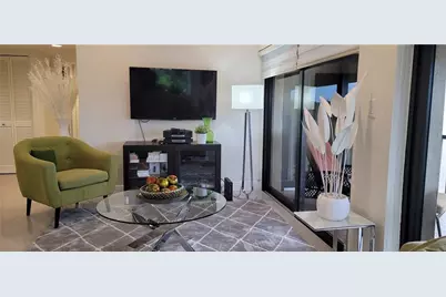 6010 S Falls Circle Drive #423, Lauderhill, FL 33319 - Photo 9
