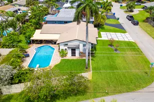 1420 NE 42nd Ct, Oakland Park, FL 33334 - Photo 33