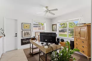 1420 NE 42nd Ct, Oakland Park, FL 33334 - Photo 15