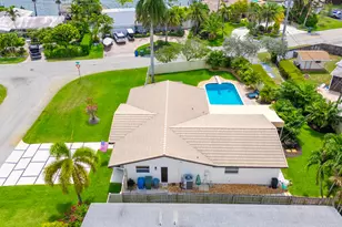 1420 NE 42nd Ct, Oakland Park, FL 33334 - Photo 35