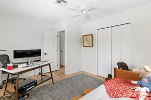 1420 NE 42nd Ct, Oakland Park, FL 33334 - Photo 23