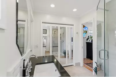 1420 NE 42nd Court, Oakland Park, FL 33334 - Photo 19