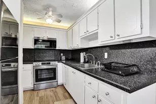 1050 Citrus Way, Delray Beach, FL 33445 - Photo 3