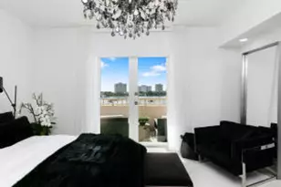 300 SE 5th Ave, Boca Raton, FL 33432 - Photo 21