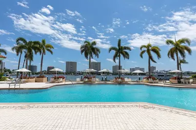 300 SE 5th Avenue #6050, Boca Raton, FL 33432 - Photo 37