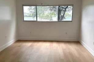 1400 SW 137th Ave, Pembroke Pines, FL 33027 - Photo 11