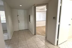 1400 SW 137th Ave, Pembroke Pines, FL 33027 - Photo 5