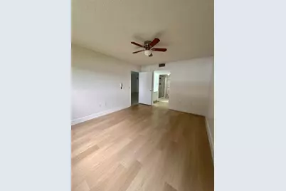 1400 SW 137 Avenue #107f, Pembroke Pines, FL 33027 - Photo 9