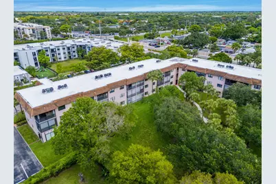 6095 N Sabal Palm Boulevard #207, Tamarac, FL 33319 - Photo 33