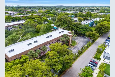 6095 N Sabal Palm Boulevard #207, Tamarac, FL 33319 - Photo 31