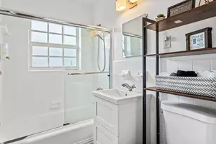 617 NE 9th Ave, Fort Lauderdale, FL 33304 - Photo 13
