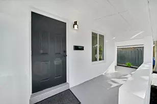 1108 NE 16th St, Fort Lauderdale, FL 33304 - Photo 3