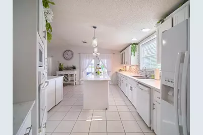 8126 Meadowlark Lane, Port Saint Lucie, FL 34952 - Photo 9
