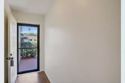 30 Kensington Lane, Boynton Beach, FL 33426 - Photo 3