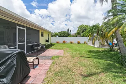 591 SE Chapman Avenue, Port Saint Lucie, FL 34984 - Photo 27