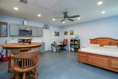 591 SE Chapman Avenue, Port Saint Lucie, FL 34984 - Photo 23