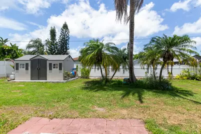 591 SE Chapman Avenue, Port Saint Lucie, FL 34984 - Photo 25
