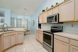 591 SE Chapman Ave, Port Saint Lucie, FL 34984 - Photo 9