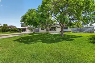 115 NW 7th St, Boca Raton, FL 33432 - Photo 3