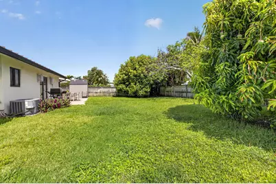 115 NW 7th Street, Boca Raton, FL 33432 - Photo 11