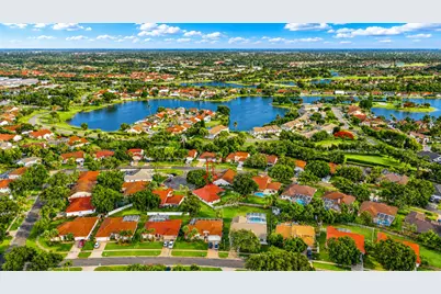 7607 Monclair Court, Lake Worth, FL 33467 - Photo 21