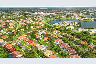 7607 Monclair Court, Lake Worth, FL 33467 - Photo 23