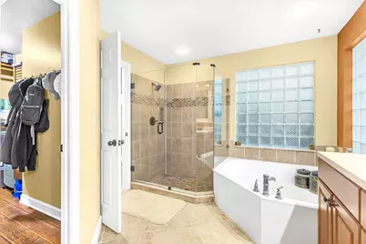 7607 Monclair Court, Lake Worth, FL 33467 - Photo 11