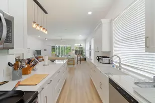7533 SE Autumn Ln, Hobe Sound, FL 33455 - Photo 11