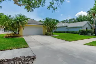 7533 SE Autumn Ln, Hobe Sound, FL 33455 - Photo 1