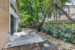 10124 NW 4th St, Plantation, FL 33324 - Photo 39