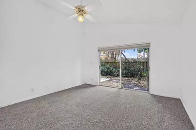 10124 NW 4th Street, Plantation, FL 33324 - Photo 25