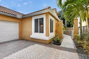 10124 NW 4th St, Plantation, FL 33324 - Photo 3