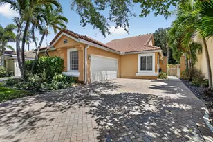 10124 NW 4th St, Plantation, FL 33324 - Photo 1