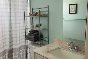 705 Lori Dr, Palm Springs, FL 33461 - Photo 17