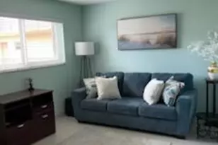 705 Lori Dr, Palm Springs, FL 33461 - Photo 3