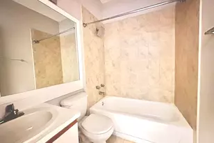 641 Cypress Lake Blvd, Deerfield Beach, FL 33064 - Photo 7
