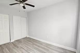 1142 SW 4th St, Miami, FL 33130 - Photo 11