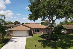 790 SE Ablett Ln, Port Saint Lucie, FL 34984 - Photo 1