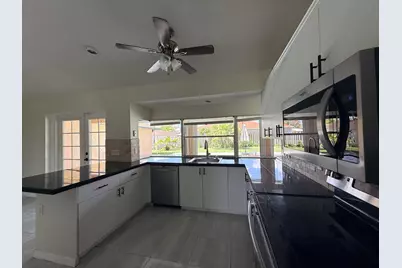 790 SE Ablett Lane, Port Saint Lucie, FL 34984 - Photo 7