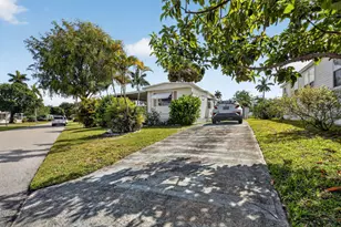 12375 S Military Trail, Boynton Beach, FL 33436 - Photo 3