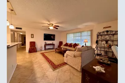 1252 Club Drive W #D, Delray Beach, FL 33445 - Photo 3