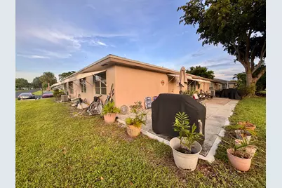 1252 Club Drive W #D, Delray Beach, FL 33445 - Photo 21