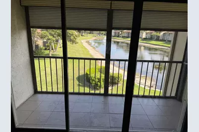 726 Sunny Pine Way #B2, Greenacres, FL 33415 - Photo 9