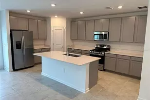 26151 Feathergrass Cir, Leesburg, FL 34748 - Photo 7