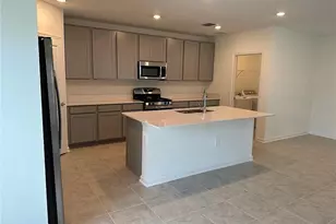 26151 Feathergrass Cir, Leesburg, FL 34748 - Photo 9
